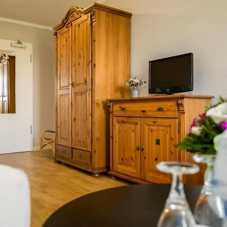 Reetdachhotel - Residenz Am Ostufer Hotell 3*