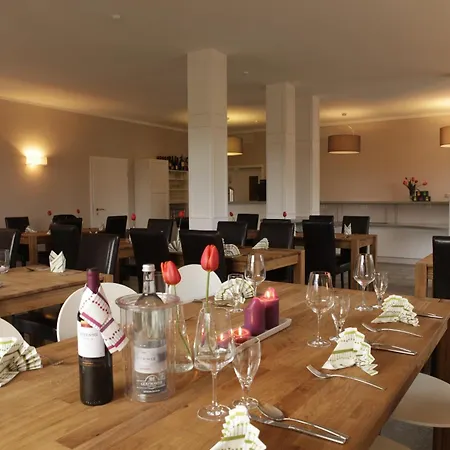 Hotell Reetdachhotel - Residenz Am Ostufer