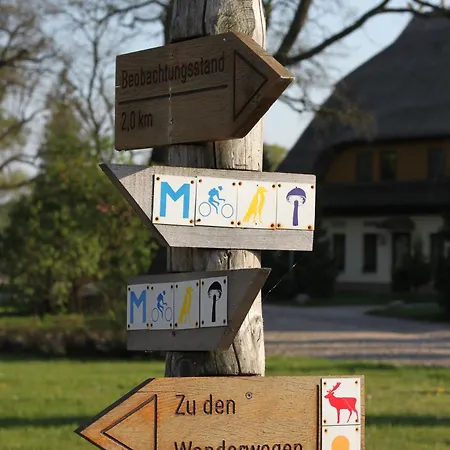 Reetdachhotel - Residenz Am Ostufer Boek