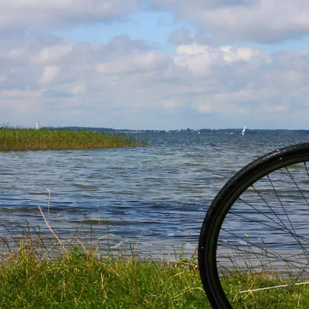 Hotel Reetdachhotel - Residenz Am Ostufer 3*