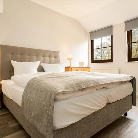 Residenz Am Ostufer 3* Boek