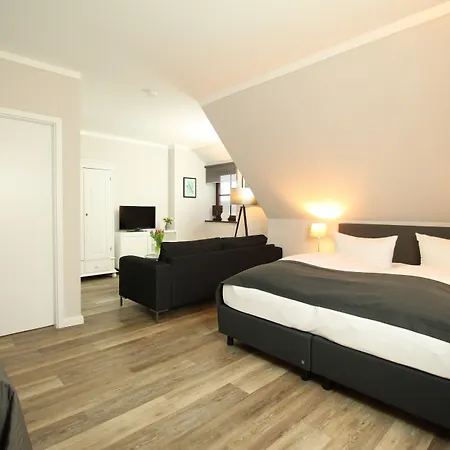 Hotel Reetdachhotel - Residenz Am Ostufer