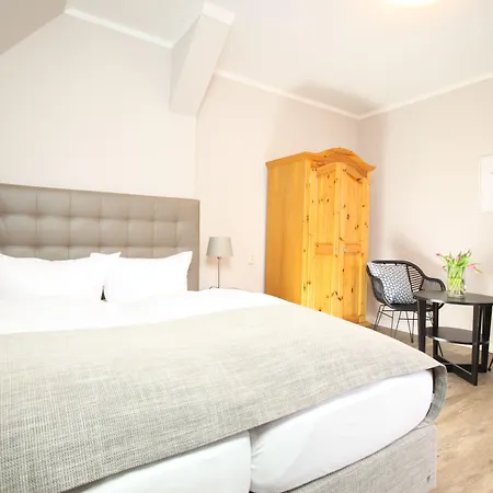 Reetdachhotel - Residenz Am Ostufer Hotel 3*