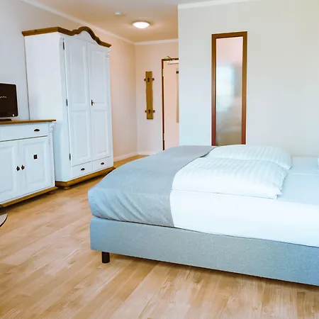 Reetdachhotel - Residenz Am Ostufer Boek