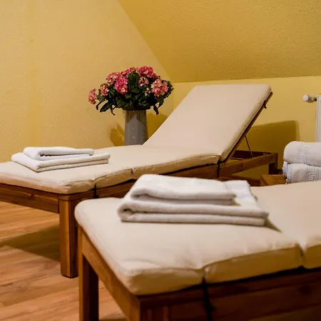 Reetdachhotel - Residenz Am Ostufer Otel Boek