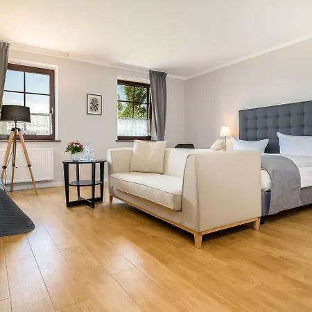 Reetdachhotel - Residenz Am Ostufer Boek