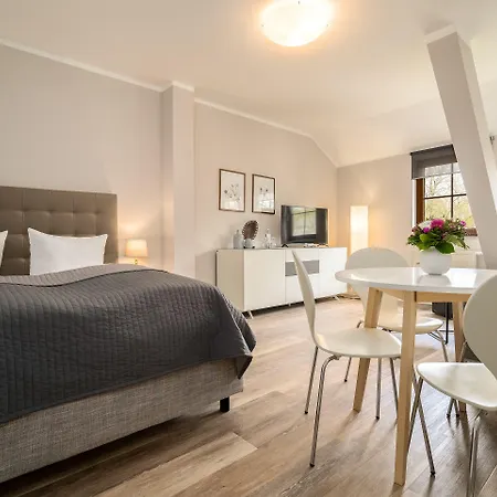 Hotell Reetdachhotel - Residenz Am Ostufer