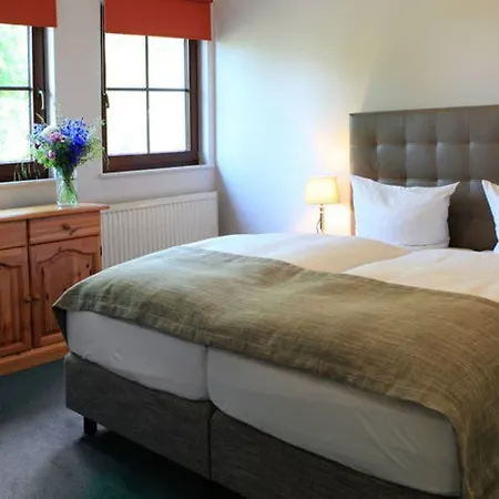 Reetdachhotel - Residenz Am Ostufer Hotell