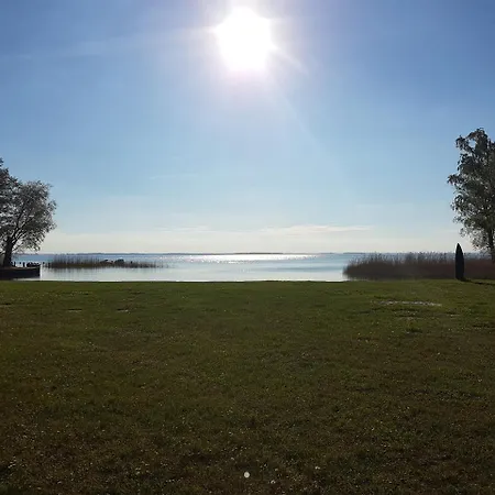 Hotell Reetdachhotel - Residenz Am Ostufer 3*